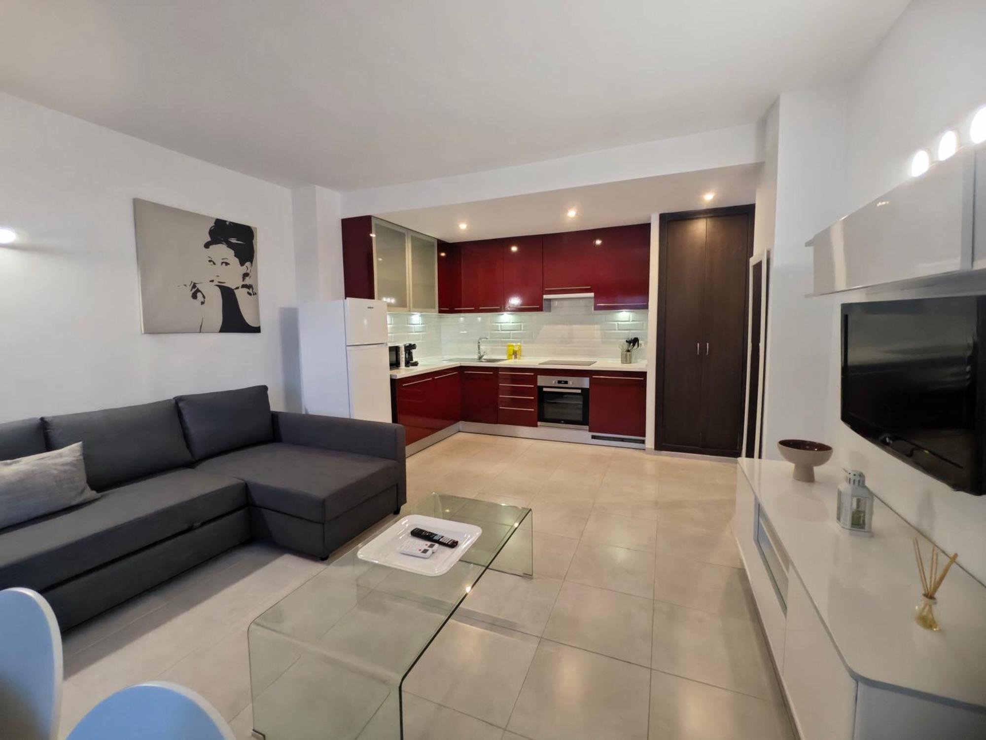 Casa Oasis Benalbeach 公寓 贝纳尔马德纳